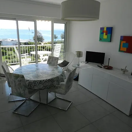 Apartment Le Lavandou, 2 Pieces, 4 Personnes - Fr-1-251-599 *