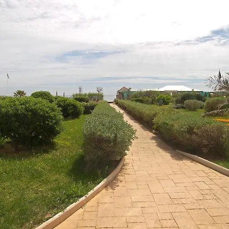 Le Lavandou, 2 Pieces, 4 Personnes - Fr-1-251-599 Apartment Le Lavandou